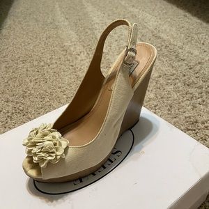 Steve Madden wedges